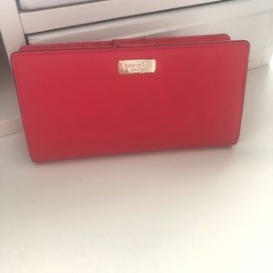 Kate Spade Stacy Snap Bifold Wallet in Cherry Red